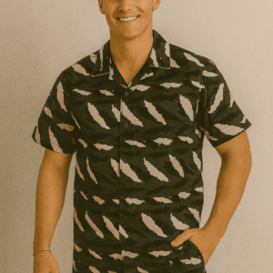 Men’s Black Abstract Printed Short-Sleeve Shirt